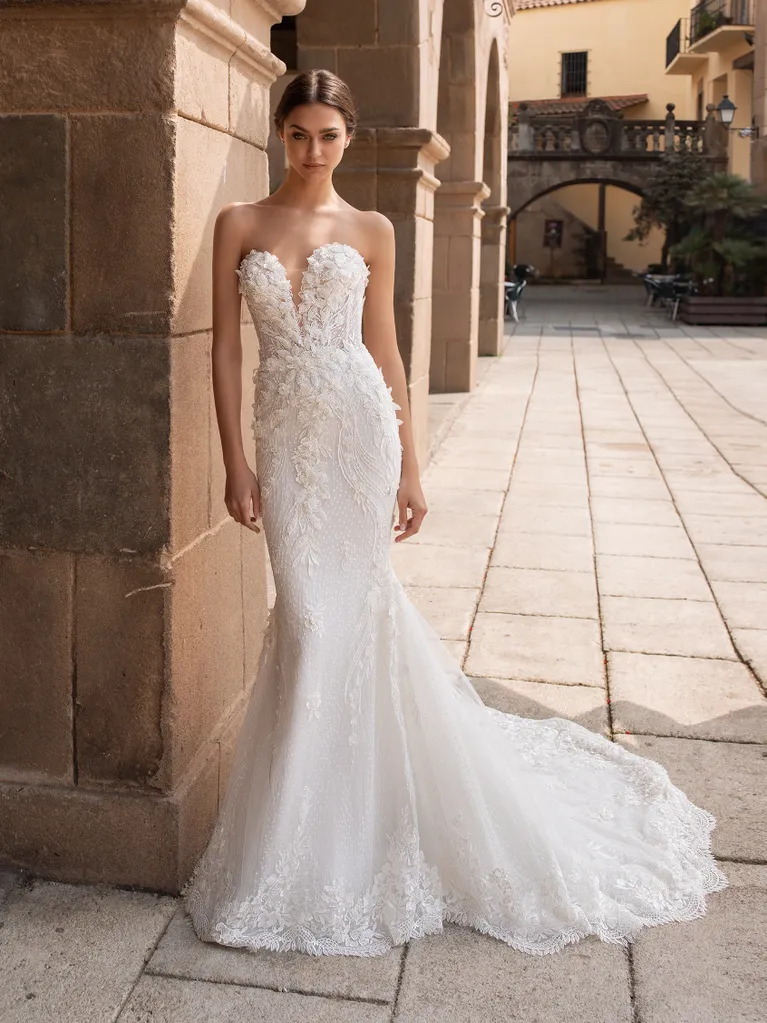 Pronovias vintage best sale